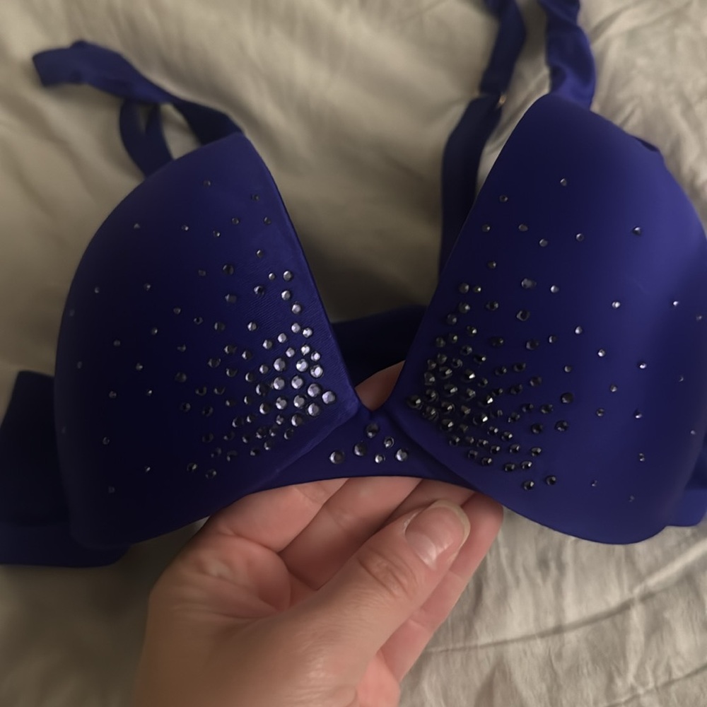 Victoria’s Secret bra - Picture 2 of 5